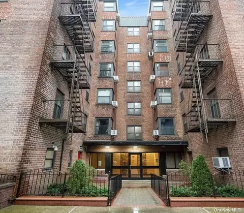 32-20 91st St #107, East Elmhurst, NY 11369