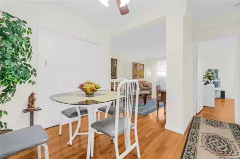 26-20 141 St #5F, Flushing, NY 11354