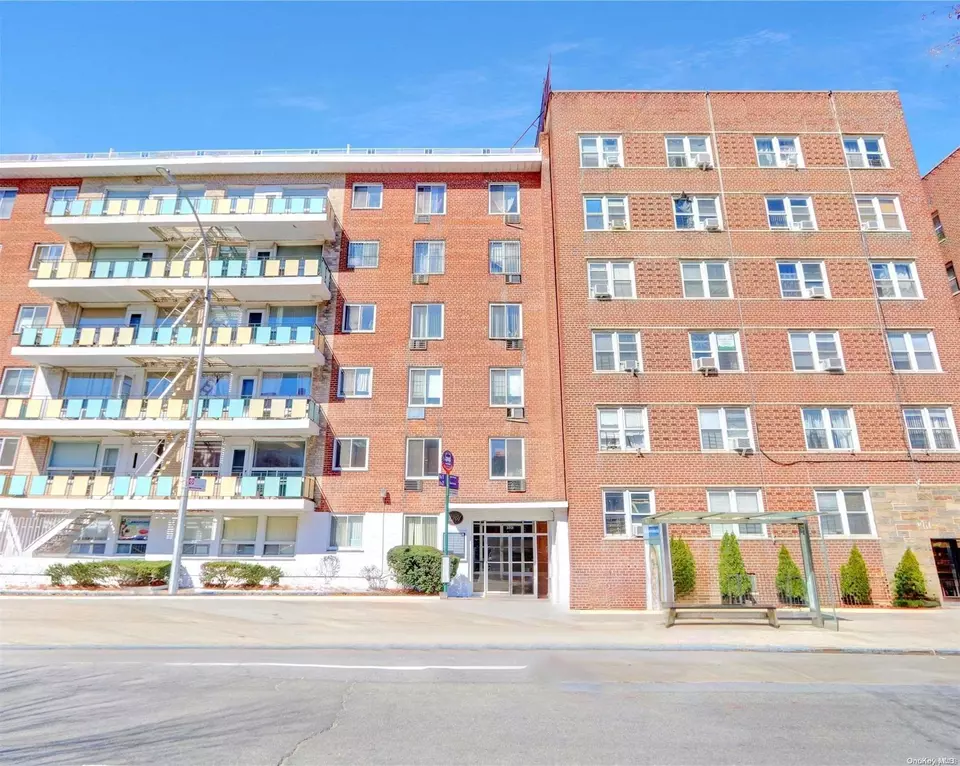  3201 Grand Concourse #4M, New York, NY 10468 photo 2