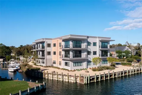 123 Sterling Ave #9, Greenport, NY 11944