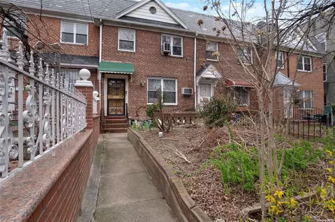 1698 Dekalb Ave, Brooklyn, NY 11237