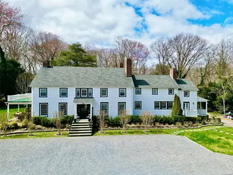 34 Northern Blvd, Oyster Bay, NY 11771