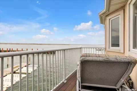 771 W Park Ave #771, Long Beach, NY 11561