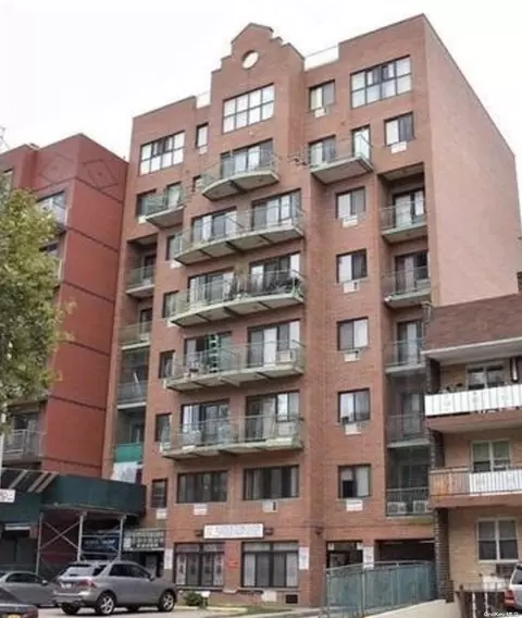144-48 Roosevelt Ave #PF, Flushing, NY 11354
