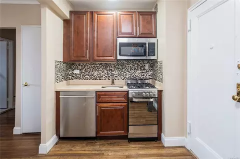 110-20 71st Ave #317, New York, NY 11375