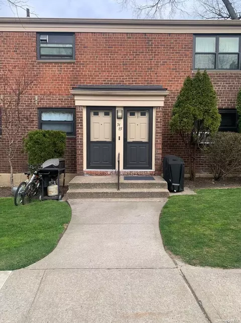 74-85 220th St #1, Oakland Gardens, NY 11364