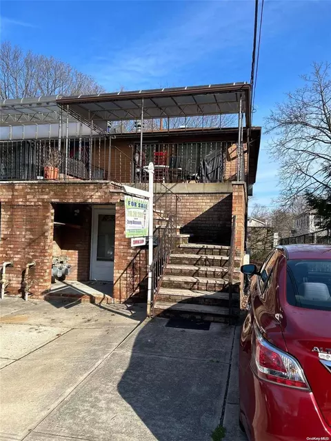 211-37 46th Ave, New York, NY 11361