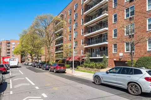 34-43 60 St #6B, New York, NY 11377
