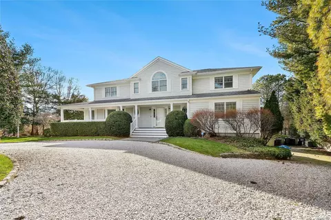 11 Pine Grove Ct, Westhampton, NY 11977