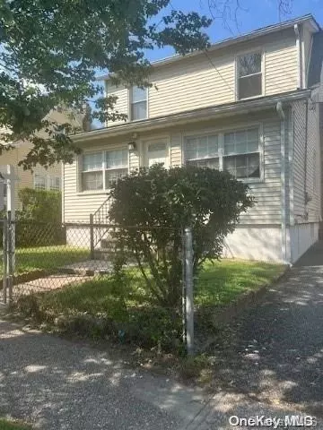 222-09 133rd Ave, New York, NY 11413