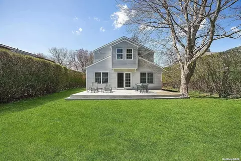 55 Hedges Ln, East Hampton, NY 11937