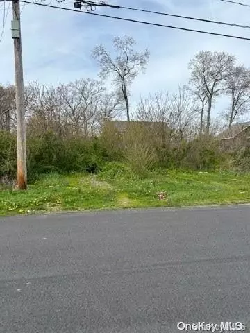 V/l Carlton Avenue, Brookhaven, NY 11950