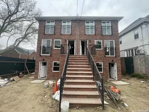 12-40 119th St, New York, NY 11356