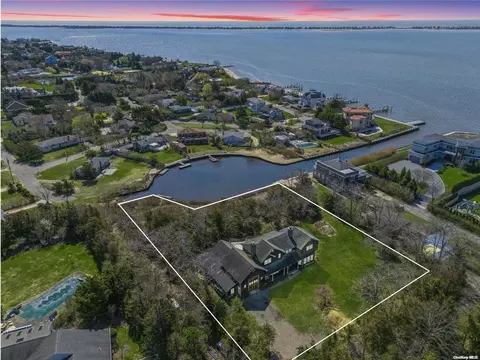 12 Cricket Path, Westhampton, NY 11977