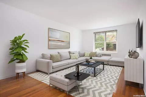 34-10 75th St #1K, Jackson Heights, NY 11372
