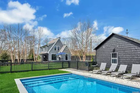 2200 Wickham Ave, Mattituck, NY 11952