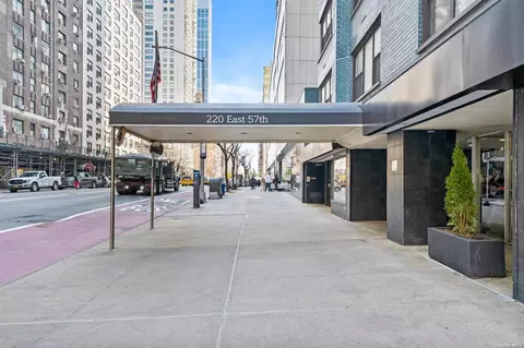 220 E 57th St #5D, New York, NY 10022