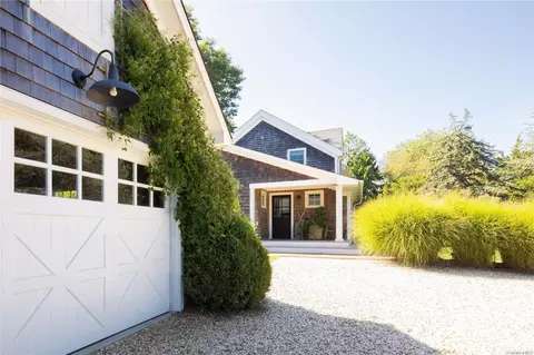 18 Dickerson Dr, Shelter Island, NY 11964
