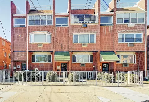 46-22 161st St #A1, New York, NY 11358