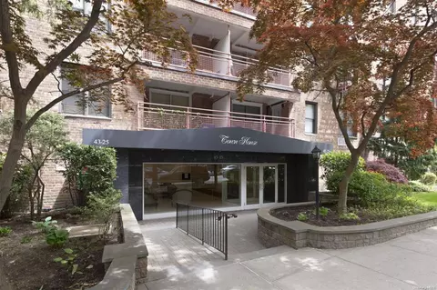 43-25 Douglaston Pkwy #3E, New York, NY 11363