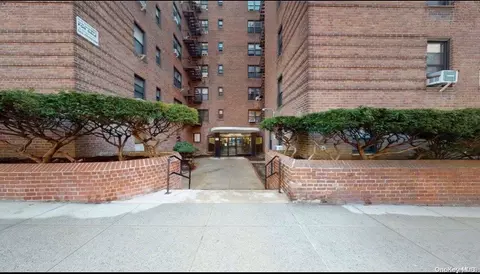 83-60 Vietor Ave #5C, Elmhurst, NY 11373