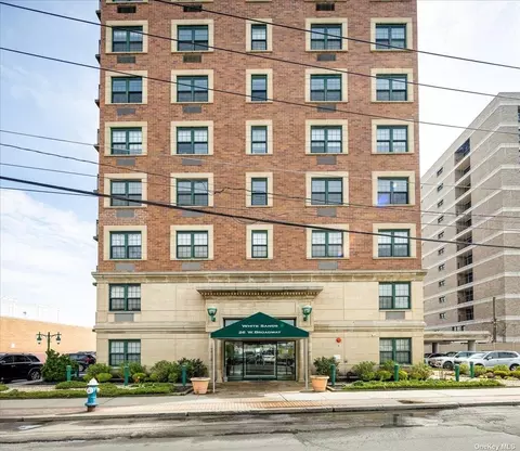 26 W Broadway #501, Long Beach, NY 11561