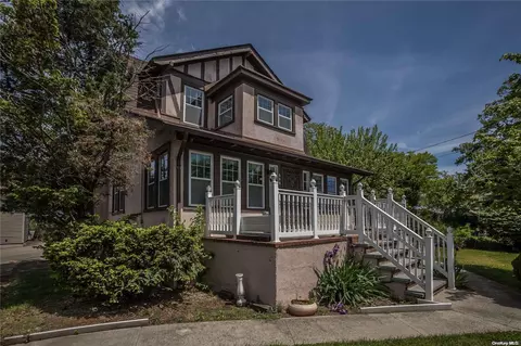 598 Bayview Ave, Inwood, NY 11096