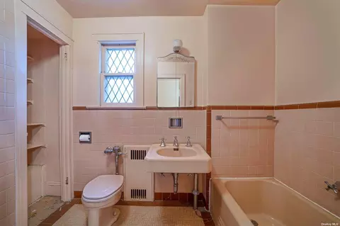 Bath - 60-14 60th Ave, New York, NY 11378 photo 3 of 4
