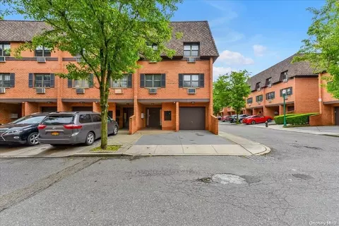 219-80 64th Ave #2, Oakland Gardens, NY 11364