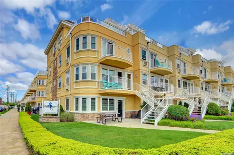 100-14 Shore Front Pkwy #17A, New York, NY 11694