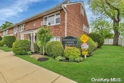 1600 Grand Ave #A3, Baldwin, NY 11510