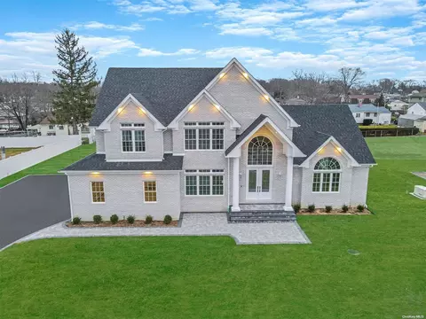 lot2 Sycamore Ests, Smithtown, NY 11787