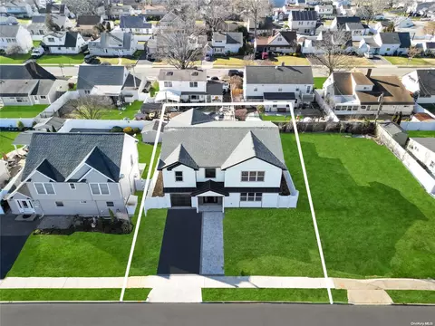 Undisclosed, Levittown, NY 11756