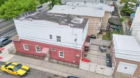 59-19 69th St, New York, NY 11378