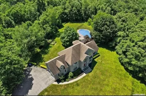 95 Odyssey Drive Ests, Chester, NY 10918