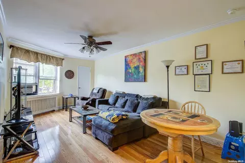 123-25 82 Ave #1C, Kew Gardens, NY 11415