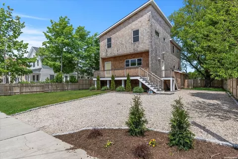 408 South St, Greenport, NY 11944
