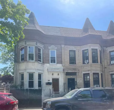 786 Cauldwell Ave, New York, NY 10456