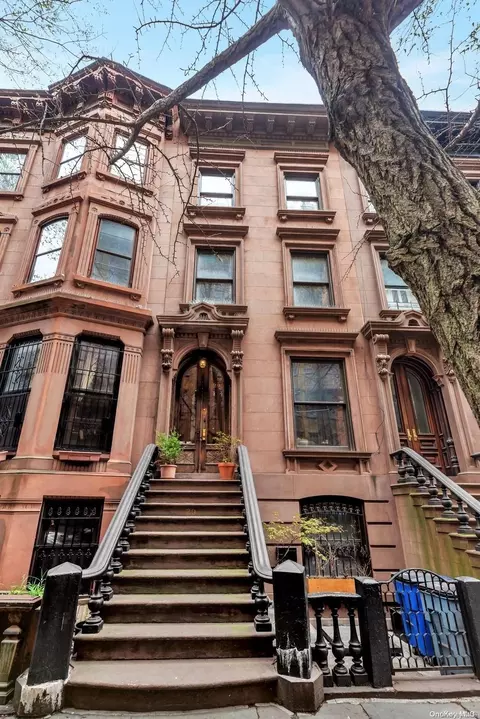 29 S Elliott, Brooklyn, NY 11217