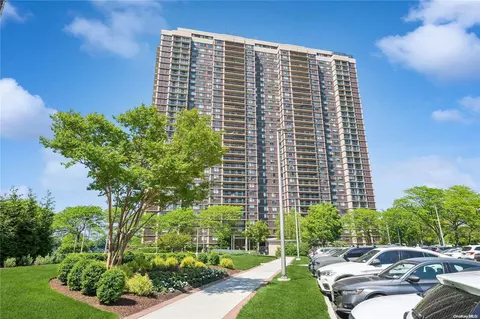 269-10 Grand Central Pkwy #33T, New York, NY 11005