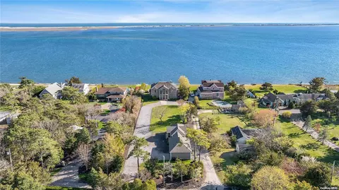 Undisclosed, Hampton Bays, NY 11946