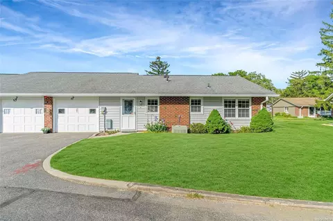 30 Trent #A, Ridge, NY 11961