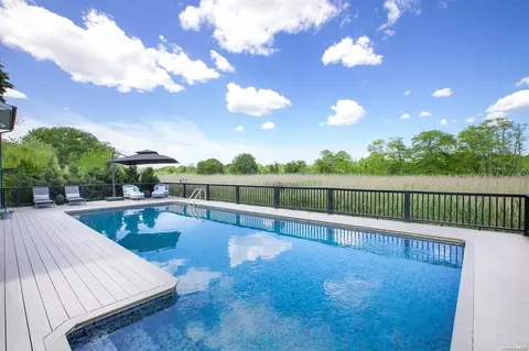 25 Benjamin Ave # A, East Moriches, NY 11940