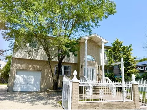 200 Louis Ave, Elmont, NY 11003