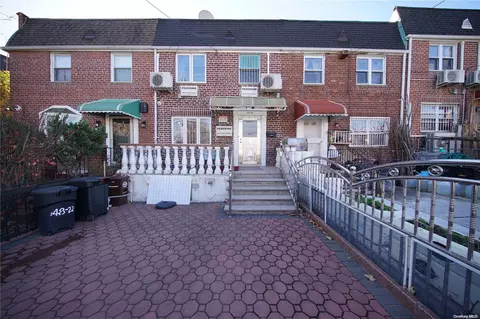 148-22 Booth Memorial Ave, New York, NY 11355