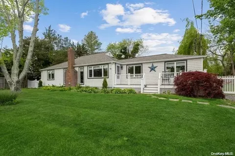 48 Shore Rd, Southampton, NY 11968