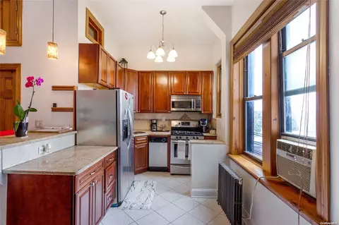2913 Foster Ave #6J, Brooklyn, NY 11210