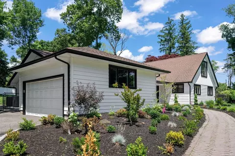 108 Turtle Cove Ln, Huntington, NY 11743