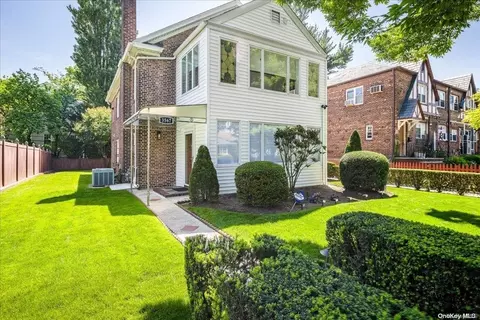 35-67 163rd St, Flushing, NY 11358