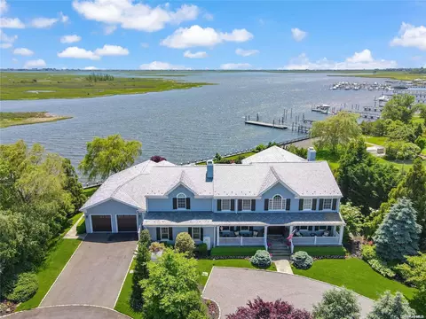 100 Adams Ln, Woodmere, NY 11598